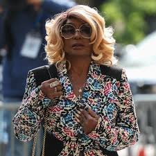 The Life and Net Worth of Janice Combs — From Humble Beginnings to Affluent Matriarch The Life and Net Worth of Janice Combs — From Humble Beginnings to Affluent Matriarch