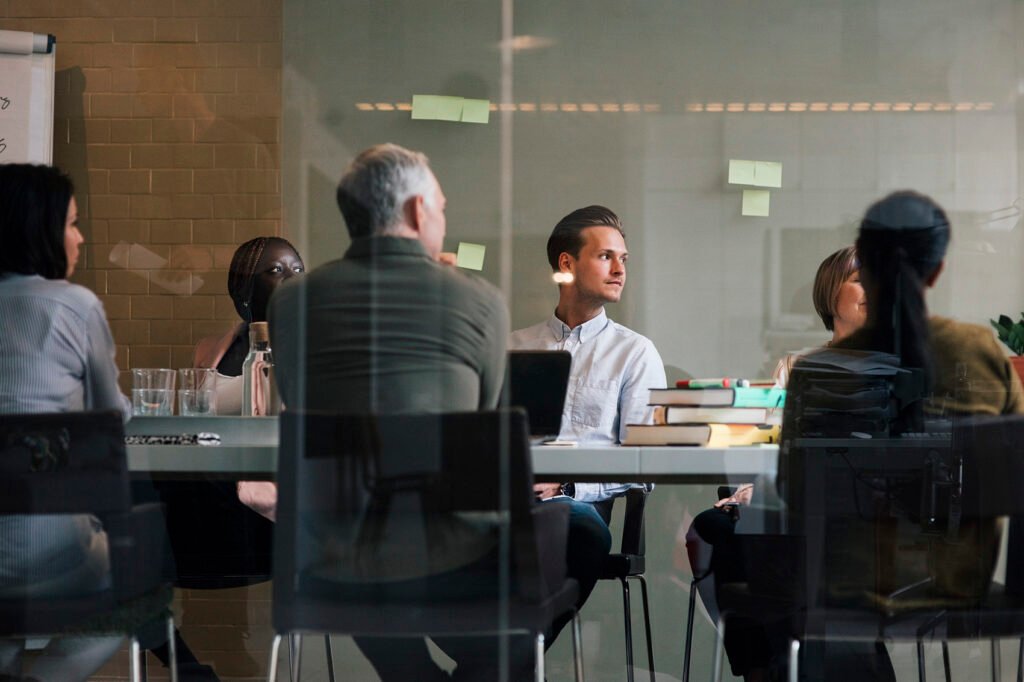 The Essential Guide to Virtual Meeting Etiquette in a Digital World